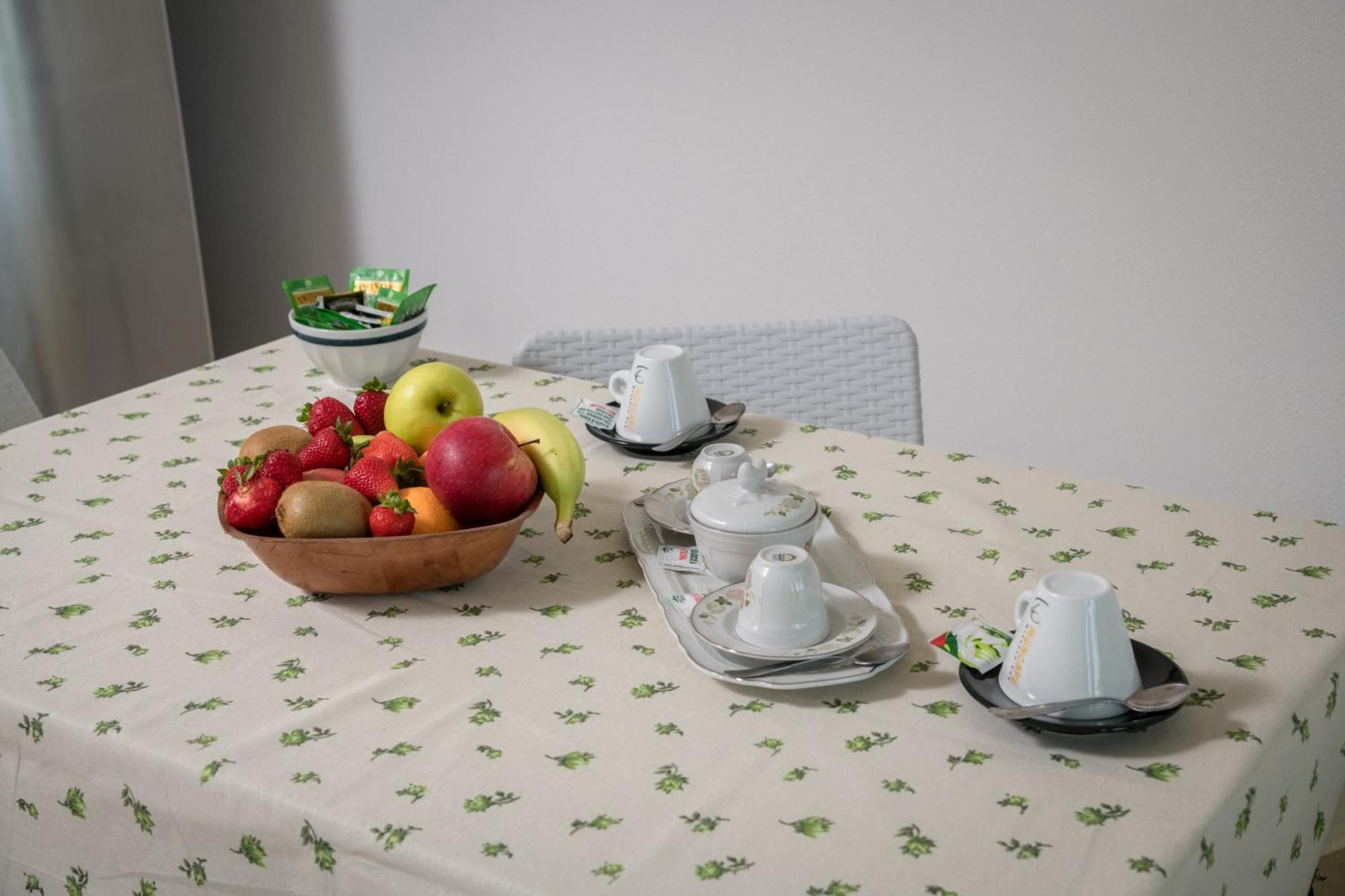 Interno 14 Bed & Breakfast Taranto Eksteriør bilde